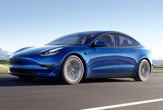 Vozy Tesla prý nevysvětlitelně brzdí a YouTube předělává vzhled přehrávače na mobilech