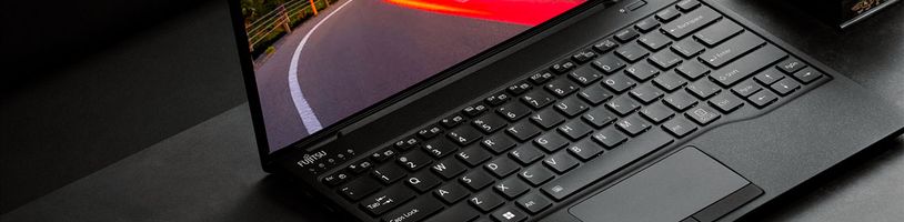 Nový notebook od Fujitsu je jeden z nejlehčích na světě